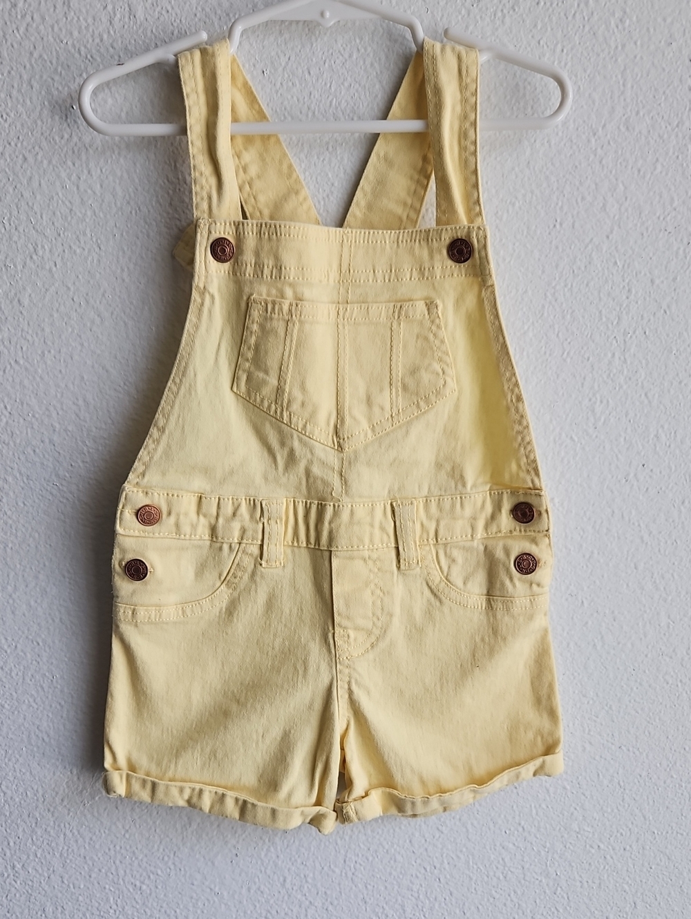BCBG Girls Yellow Short Overalls Snap Button Closure Summer Size 4
